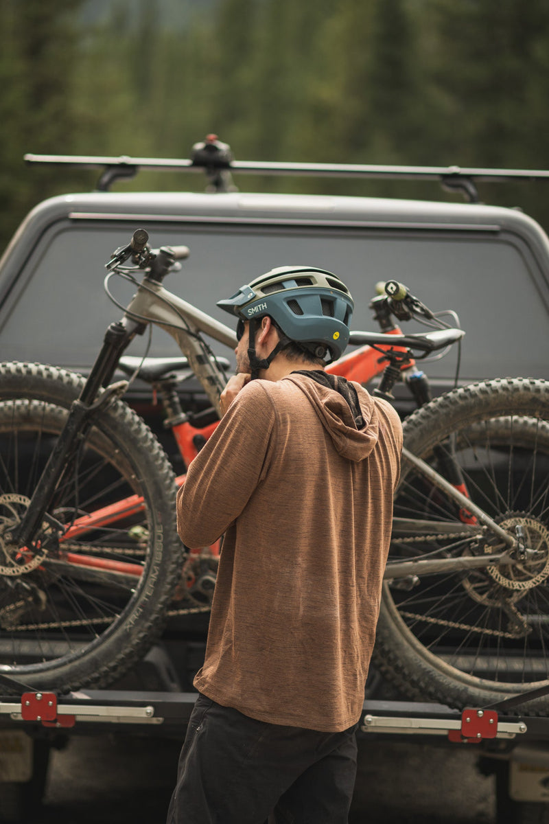 Load image into Gallery viewer, Men's River Run Hoodie
