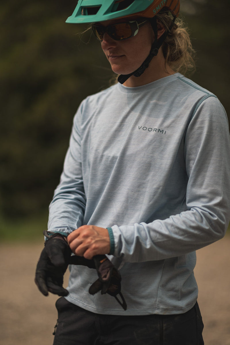 Load image into Gallery viewer, Women's Long Sleeve Tech Tee
