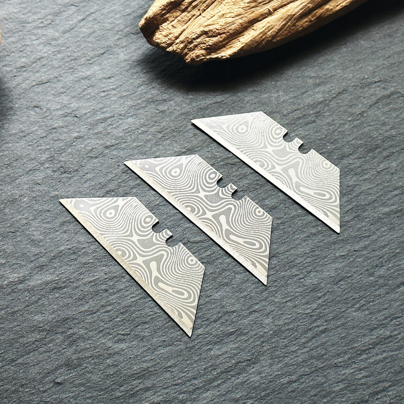 Load image into Gallery viewer, Stinger Laser Engraved Utility Edges, Tool Replacements - Damascus Style (Trapezoid 3 pcs - Silver)
