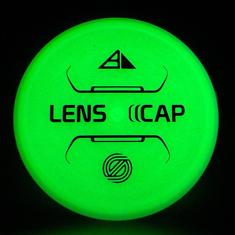 Load image into Gallery viewer, Total Eclipse Lens Cap (Mini Disc) - Simon Line
