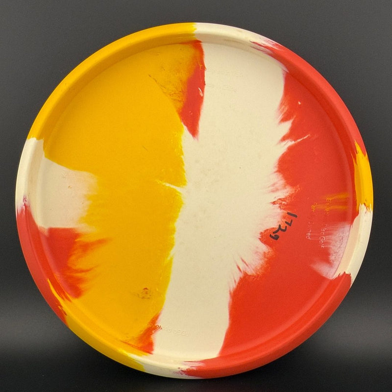 Load image into Gallery viewer, ecoFLEX Koi - Birthday Fishcake
