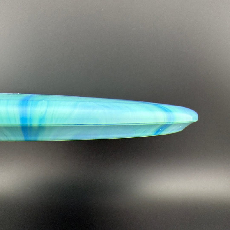 Load image into Gallery viewer, Gold-Ice Burst Claymore - Handeye "High-End"
