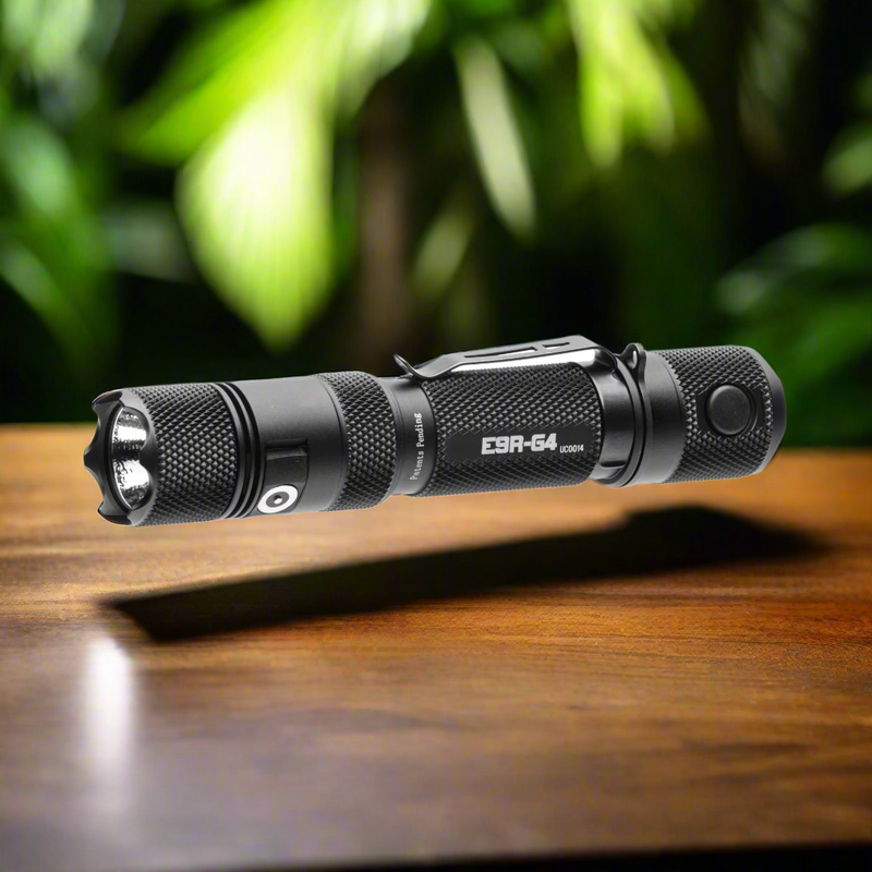 Load image into Gallery viewer, E9R GEN4 - 2,550 Lumen Tactical EDC Flashlight
