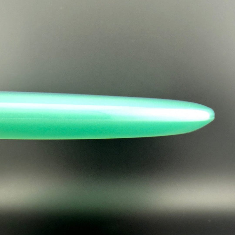 Load image into Gallery viewer, Classic Glow Champion Mako3 - F2
