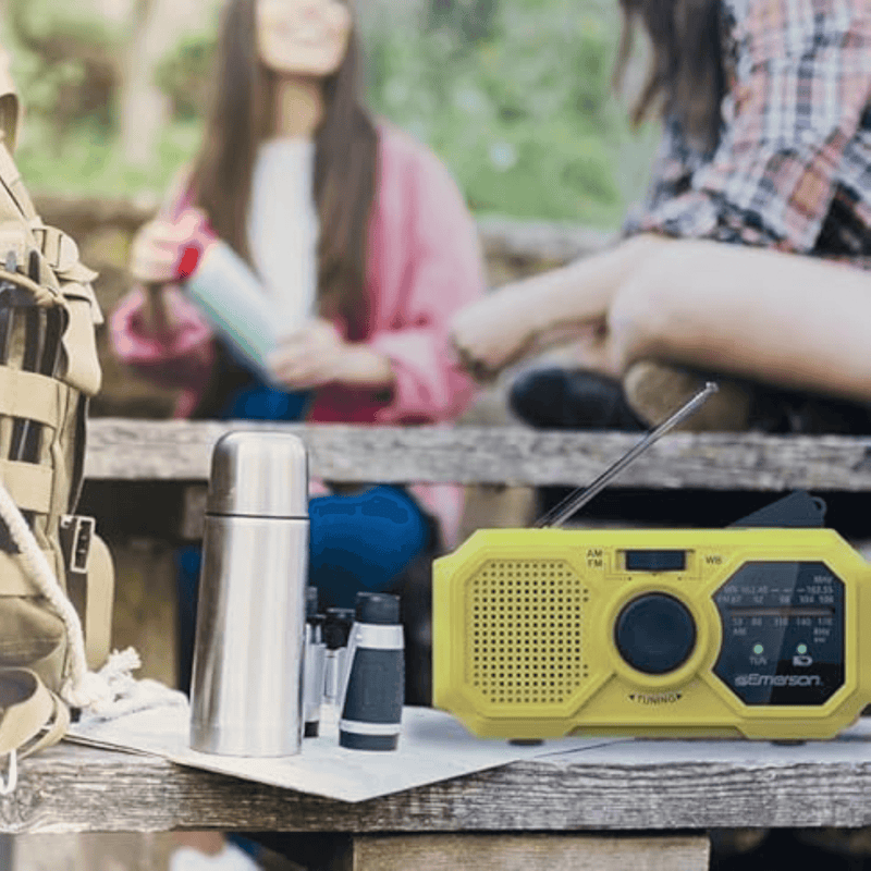 Load image into Gallery viewer, Emerson Emergency AM / FM Radio with Weather Band / Flashlight / Power Bank
