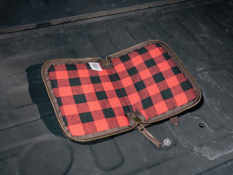 Load image into Gallery viewer, Rawhide 8" Pistol Rug
