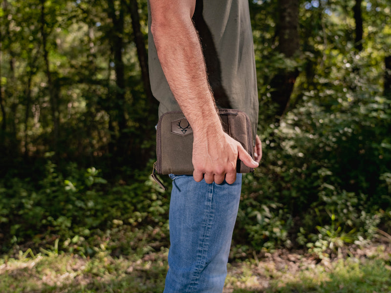 Load image into Gallery viewer, Rawhide 8" Pistol Rug

