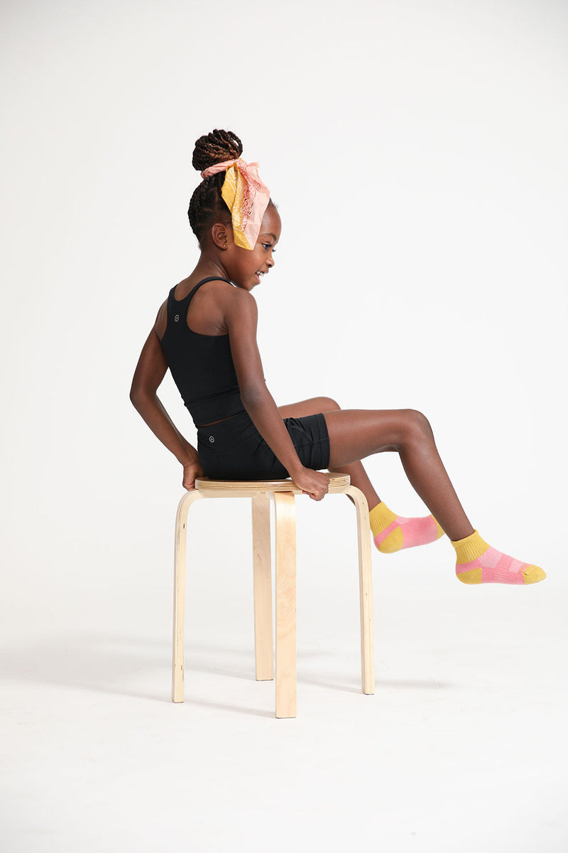 Load image into Gallery viewer, Longline Crop in Black
