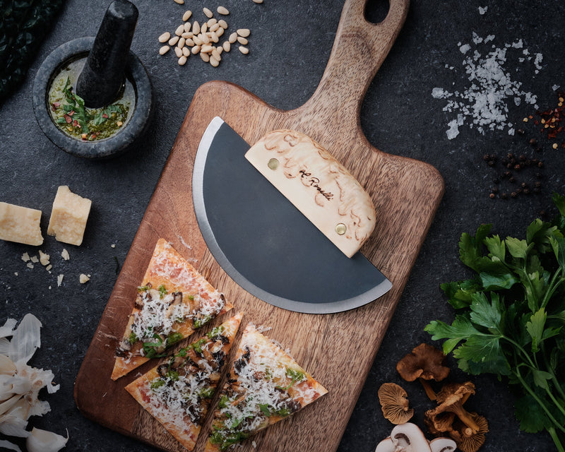 Load image into Gallery viewer, Roselli R740 The Ulu Knife
