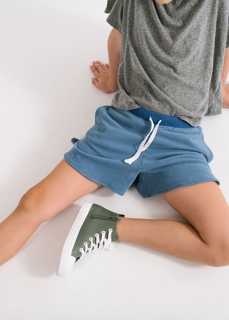 Load image into Gallery viewer, Cloud Shorts in Harbor
