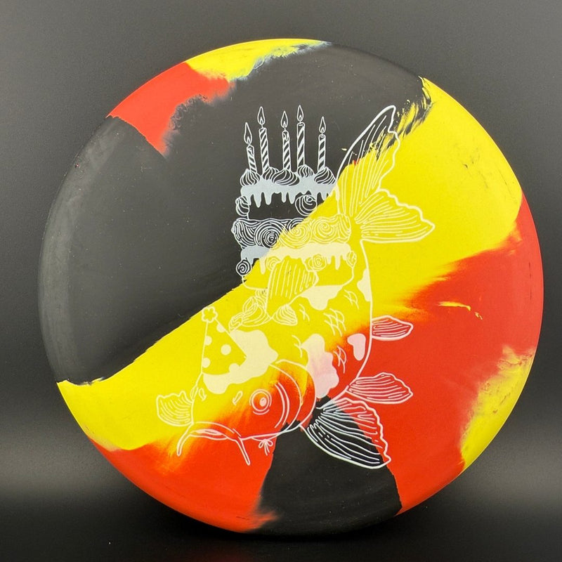 Load image into Gallery viewer, ecoFLEX Koi - Birthday Fishcake
