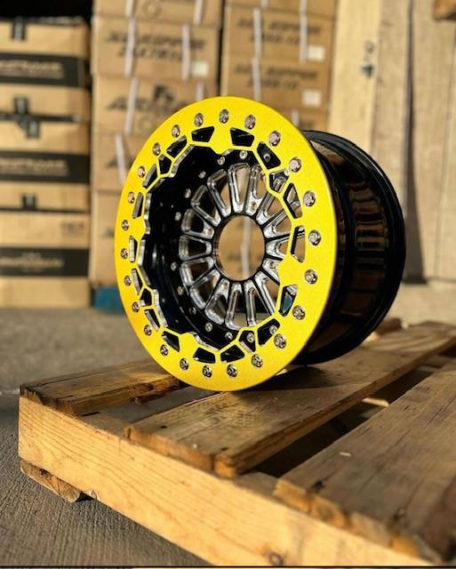 Load image into Gallery viewer, Alba Racing Crusher Pro Beadlock Wheels for Can-Am 4x136
