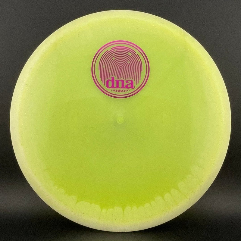 Load image into Gallery viewer, Color Glow Metal Flake Horizon C-Line MD1 - Colten Montgomery dna
