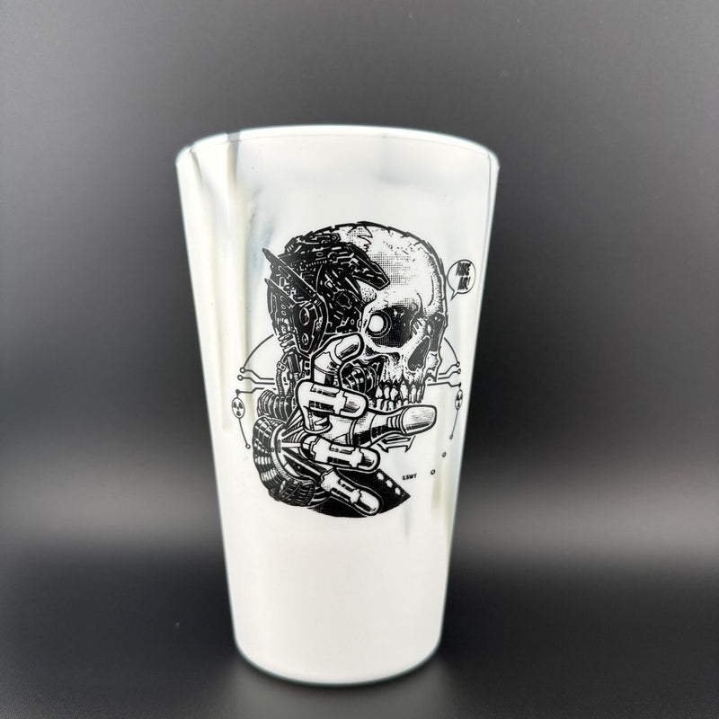 Load image into Gallery viewer, Silicone Pint Glass (16 Oz) - [STRATUS] Fear by Les White
