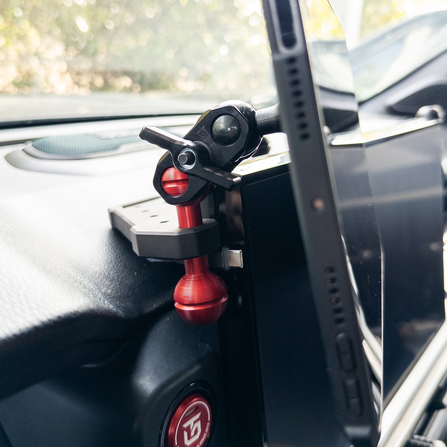 Billet Aluminum 4th Gen Tacoma / 6th Gen 4runner Dashtop Multi Mount (DMM)