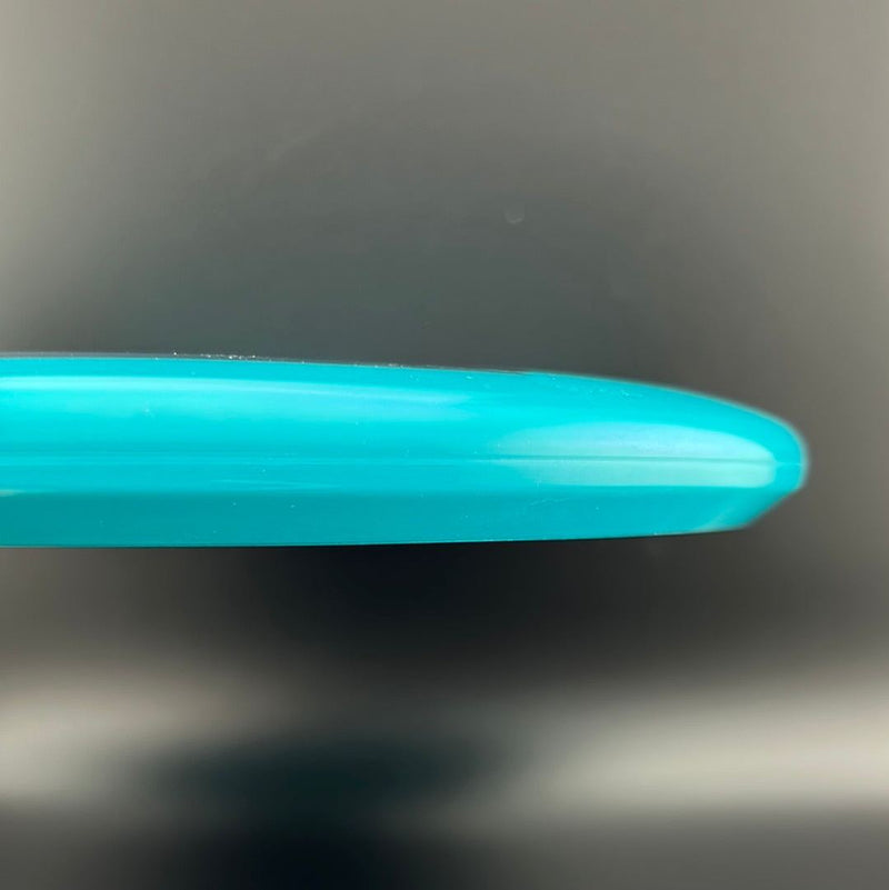Load image into Gallery viewer, S-Line P2 - Official Huk Tri-Fly Dyed
