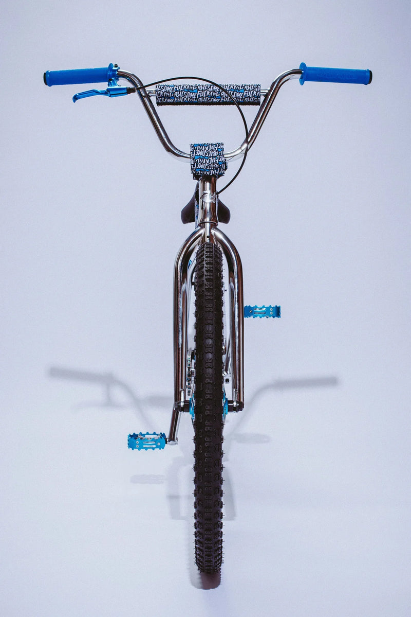 Load image into Gallery viewer, Cult x Fucking Awesome 26″ Cruiser Complete Bike - Chrome/Blue
