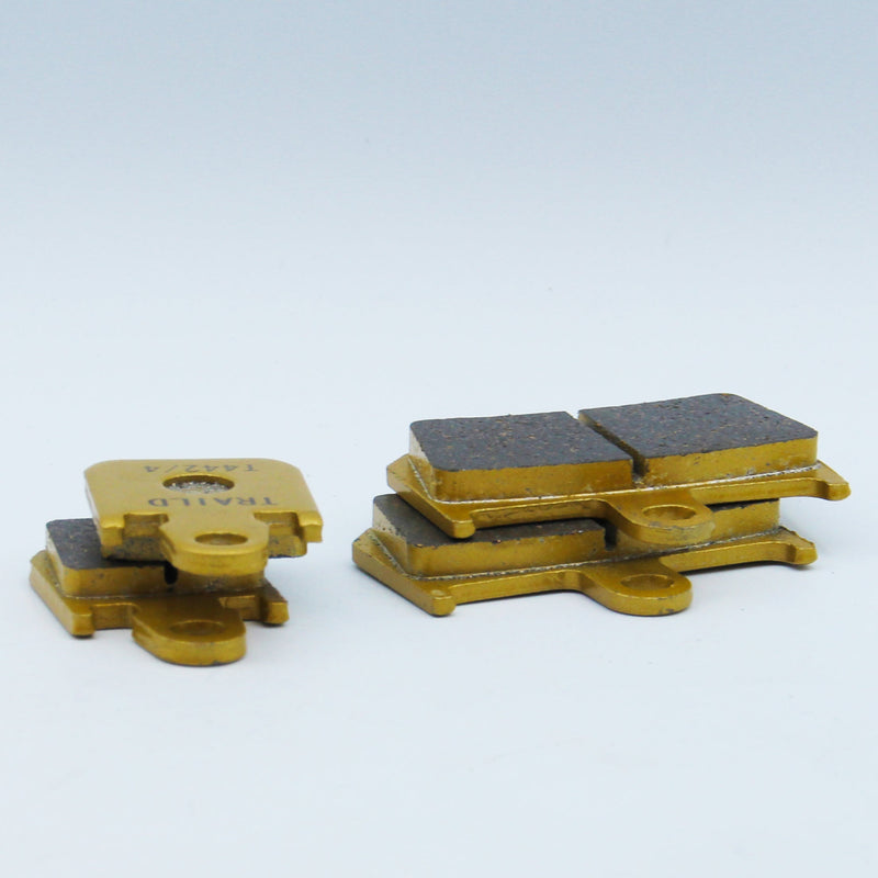 Load image into Gallery viewer, Yamaha VMAX 1700 2009-2020 Ceramic Brake Pad Set
