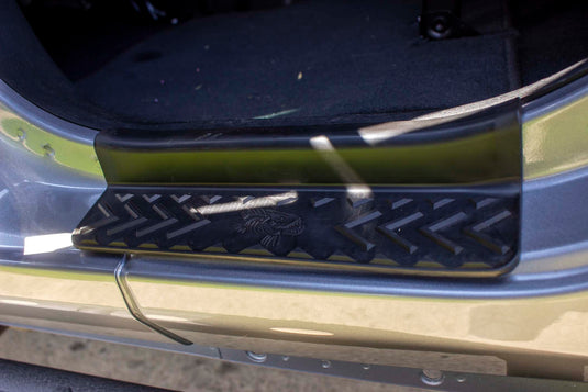 Fishbone Offroad Entry Guards for 2018 & Up Wrangler Unlimited JLU FB15111