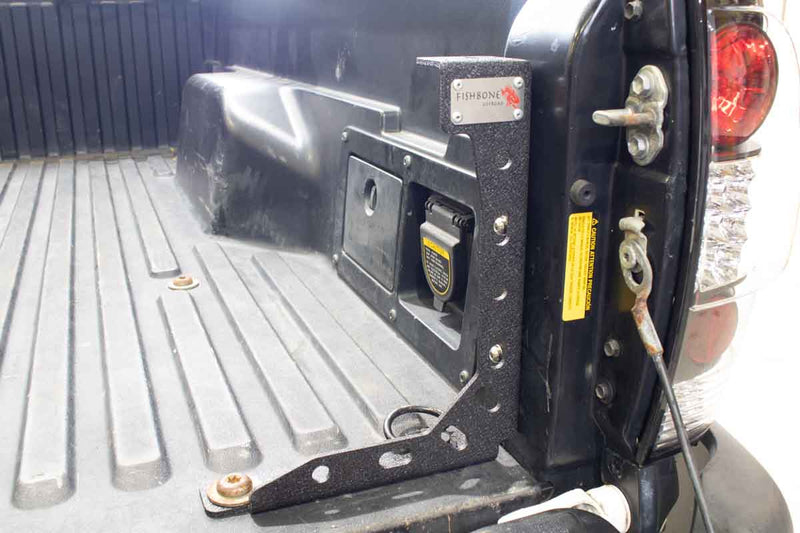 Load image into Gallery viewer, Fishbone Offroad Bed Stiffener Tie Down Brackets for 2005 &amp; Up Toyota Tacoma FB21290
