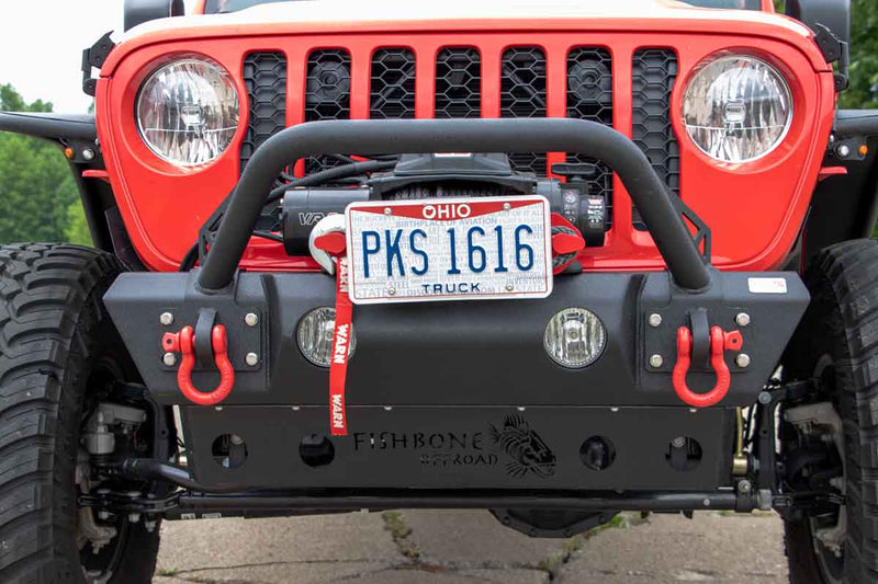 Load image into Gallery viewer, Fishbone Offroad Front Stubby Winch Bumper for 2018 &amp; Up Jeep Wrangler/Gladiator FB22178
