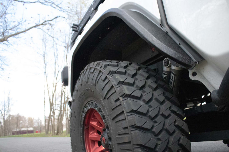 Load image into Gallery viewer, Fishbone Offroad Rear Steel Elite Fenders for 2020-Current Jeep Gladiator FB23144R
