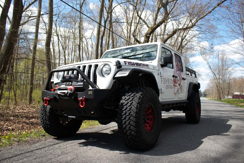 Load image into Gallery viewer, Fishbone Offroad Front Steel Elite Fenders for 2018-Current Jeep Wrangler &amp; 2020-Current Jeep Gladiator FB23454F
