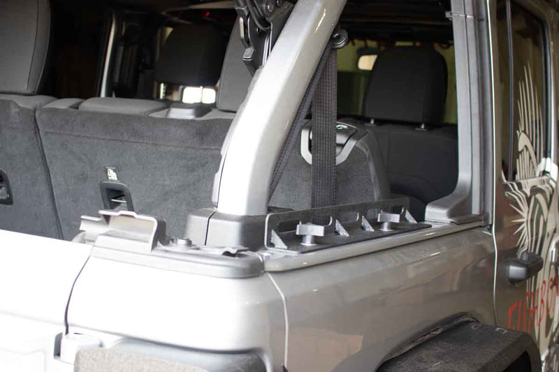 Load image into Gallery viewer, Fishbone Offroad Tub Rail Tie Downs for 2018 &amp; Up Jeep Wrangler Unlimited JLU FB25231
