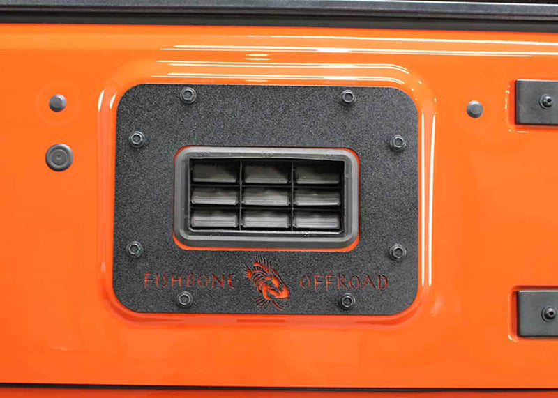 Load image into Gallery viewer, Fishbone Offroad Rear Tailgate Plate for 2010-2018 Jeep Wrangler FB31042
