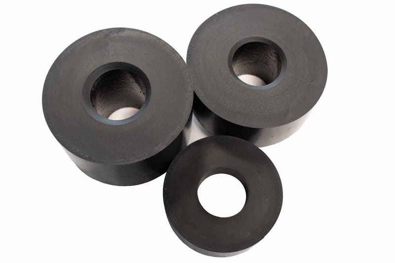 Load image into Gallery viewer, Fishbone Offroad Body Mount Bushings for 1999-2007 Ford F-250 FB47234
