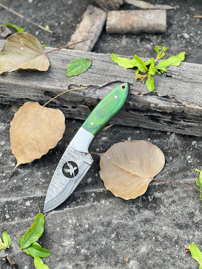 Load image into Gallery viewer, Handmade Skinner Knife – 8" Damascus Steel Blade with Pakkawood &amp; Wire-Cut Handle + Leather Sheath
