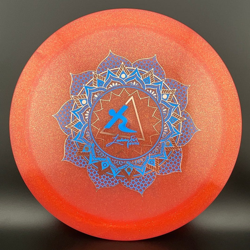 Load image into Gallery viewer, Diamond Metal Flake Assassin - Lindsay Fish Signature Series
