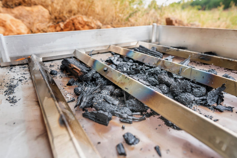 Load image into Gallery viewer, Dutch Oven Fire Table
