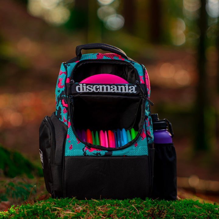 Load image into Gallery viewer, Discmania Fanatic Fly Backpack - Holds 18+ Discs

