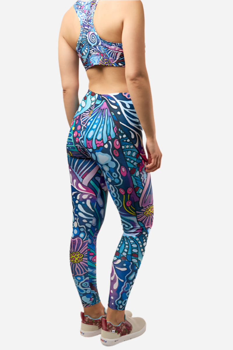 Load image into Gallery viewer, Enchanted Grayling Signature Leggings
