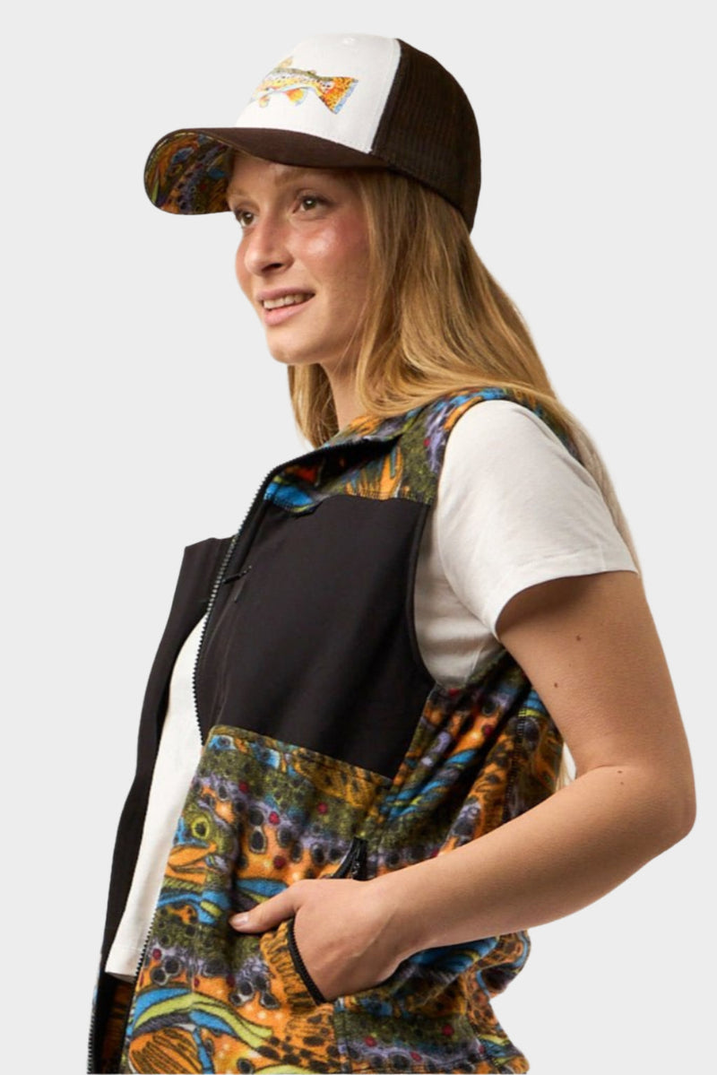Load image into Gallery viewer, Unbound Brown Fleece Vest
