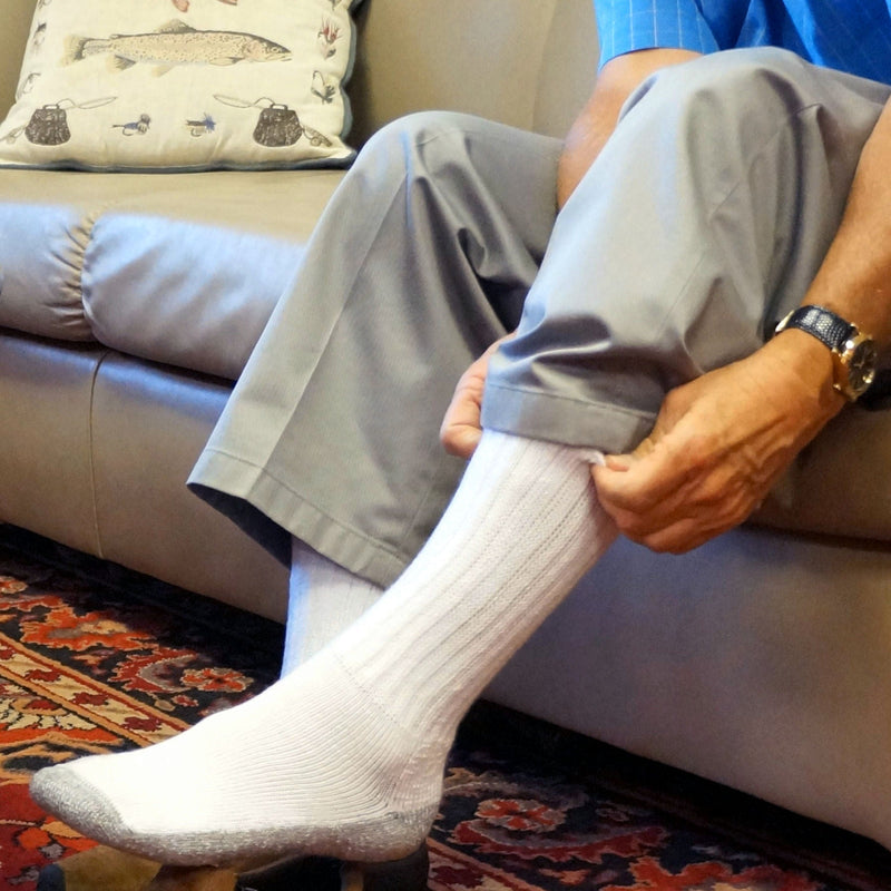 Load image into Gallery viewer, Cozy Diabetic Comfort Relax Fit White Crew Socks
