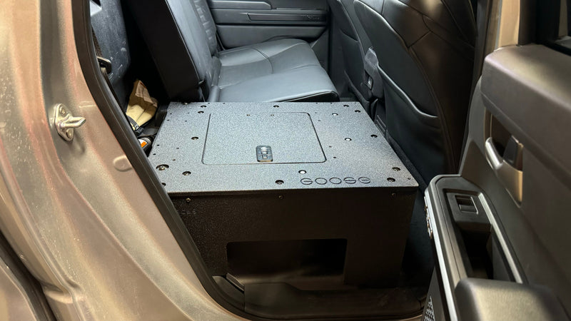 Load image into Gallery viewer, Toyota Tacoma - 2024-Present - 4th Gen - Non-Hybrid - Double Cab - Explore Series - Seat Delete Plate System - Second Row
