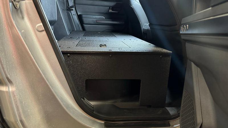 Load image into Gallery viewer, Toyota Tacoma - 2024-Present - 4th Gen - Non-Hybrid - Double Cab - Explore Series - Seat Delete Plate System - Second Row
