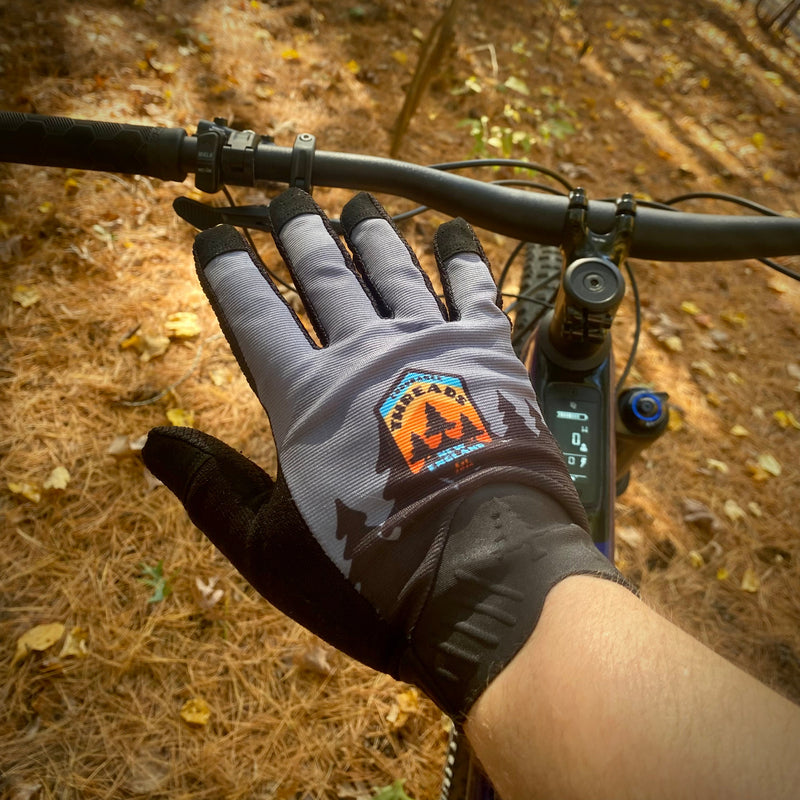Load image into Gallery viewer, Horizon Badge SendIt Evo-FT Gloves
