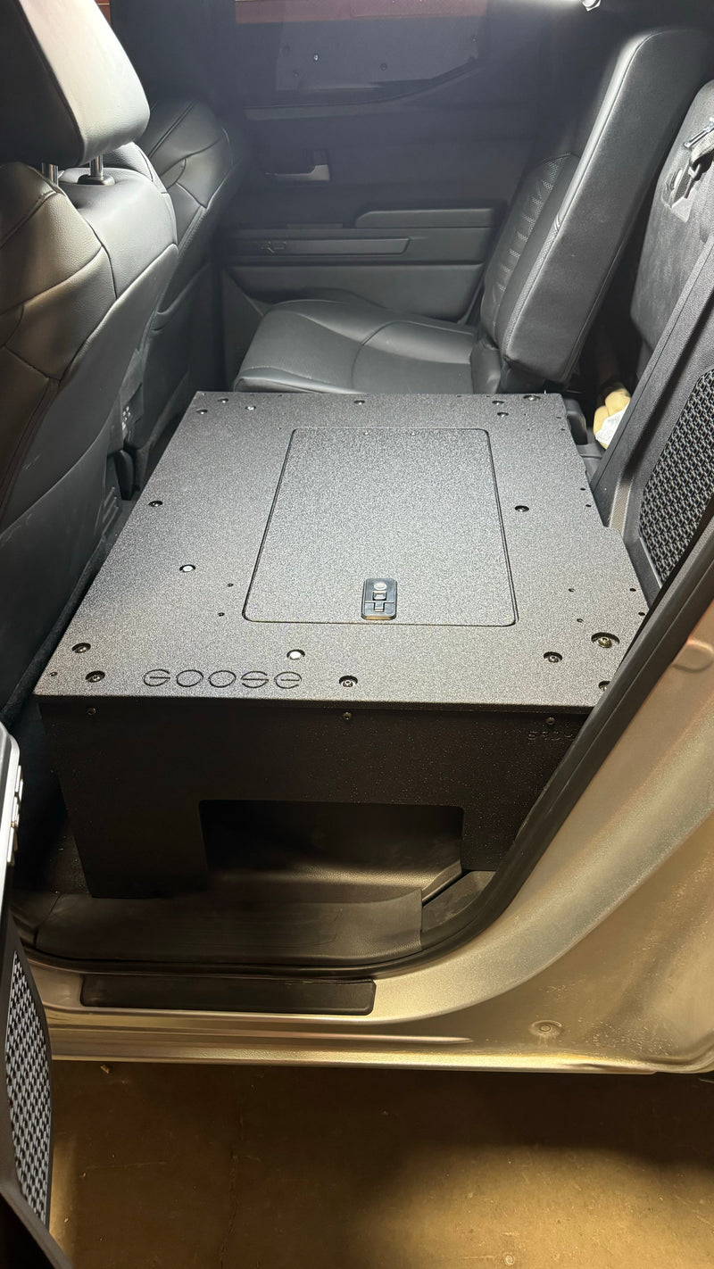 Load image into Gallery viewer, Toyota Tacoma - 2024-Present - 4th Gen - Non-Hybrid - Double Cab - Explore Series - Seat Delete Plate System - Second Row
