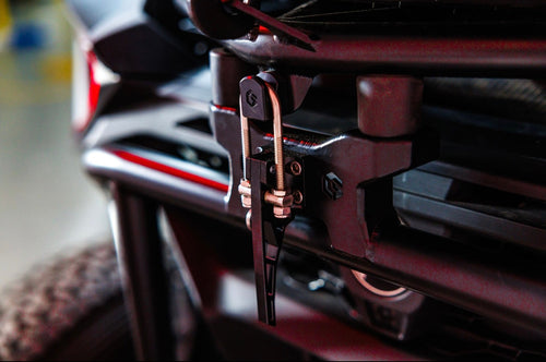 GEISER PERFORMANCE BILLET TIRE CARRIER LATCH