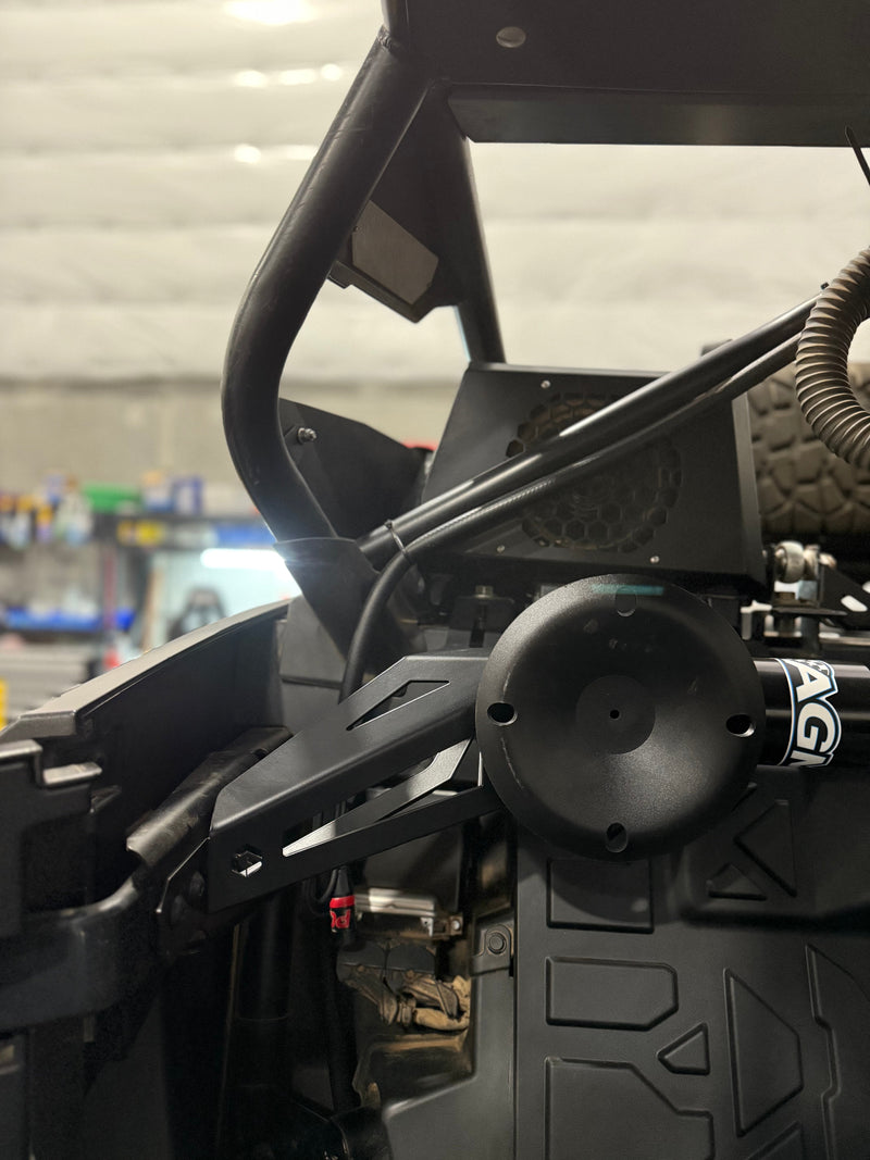 Load image into Gallery viewer, POLARIS PRO R AGM JACK MOUNT
