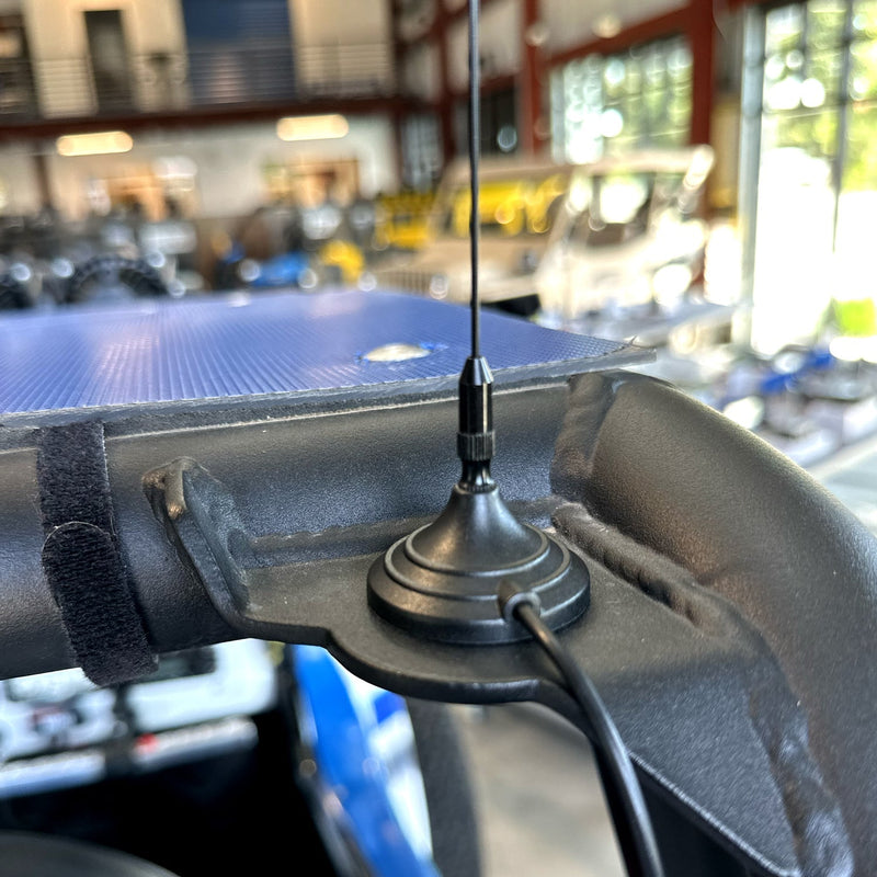 Load image into Gallery viewer, Rugged Radios Magnetic Mount Antenna for Rugged GMR2 PLUS Handheld Radios
