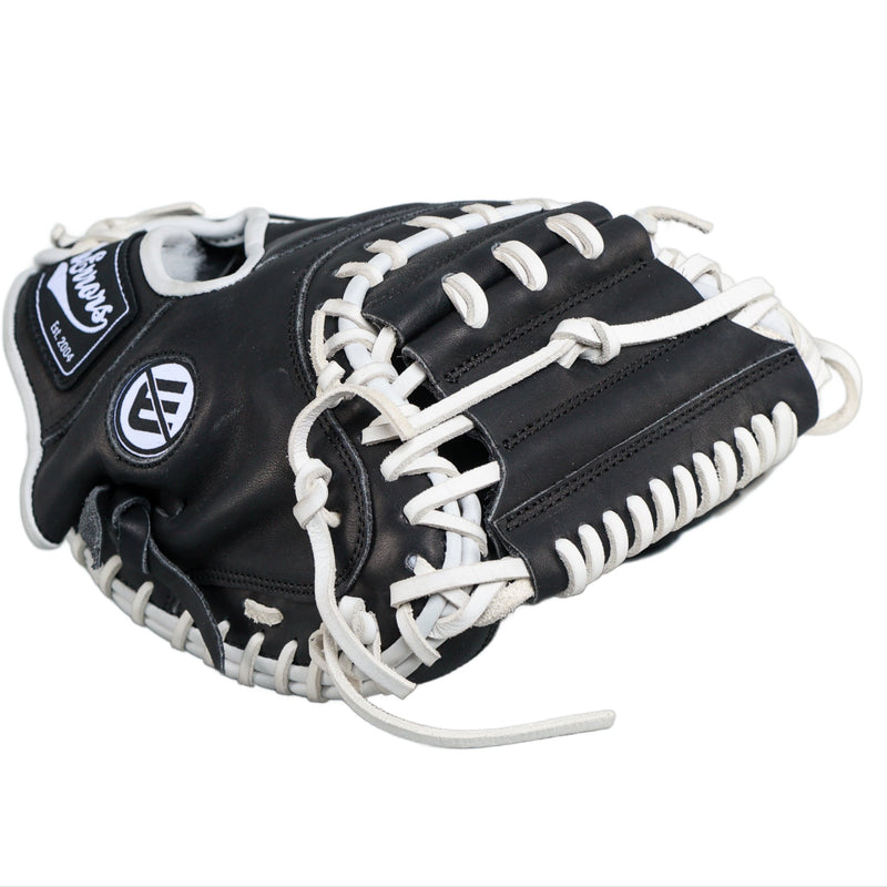 Load image into Gallery viewer, NO E2 1PC DWC Series - 001 - Catchers Mitt
