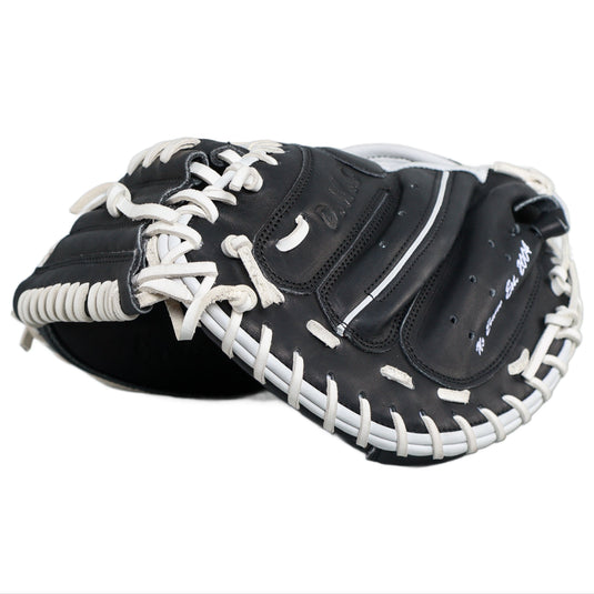 NO E2 1PC DWC Series - 001 - Catchers Mitt