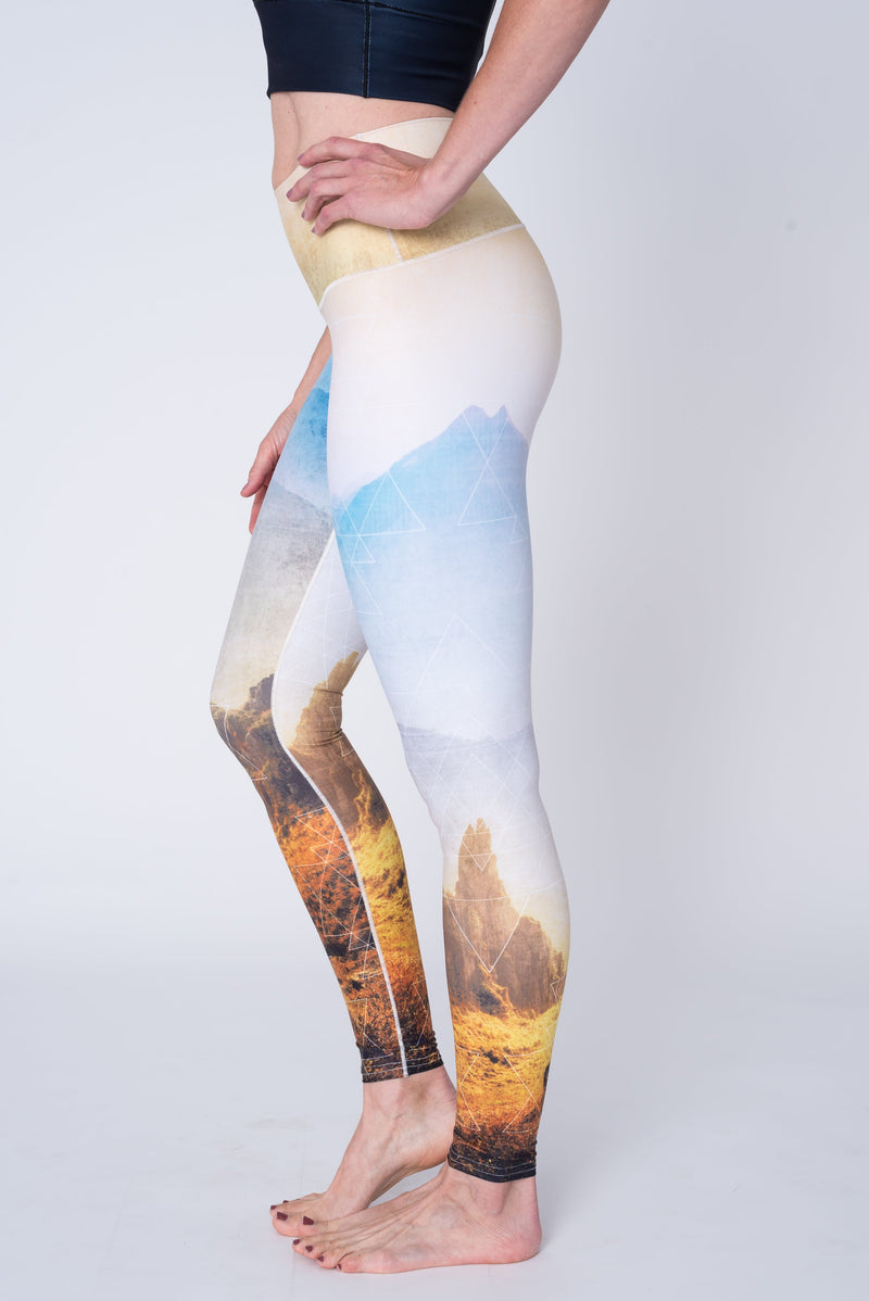 Load image into Gallery viewer, Golden Hour Yoga Pants

