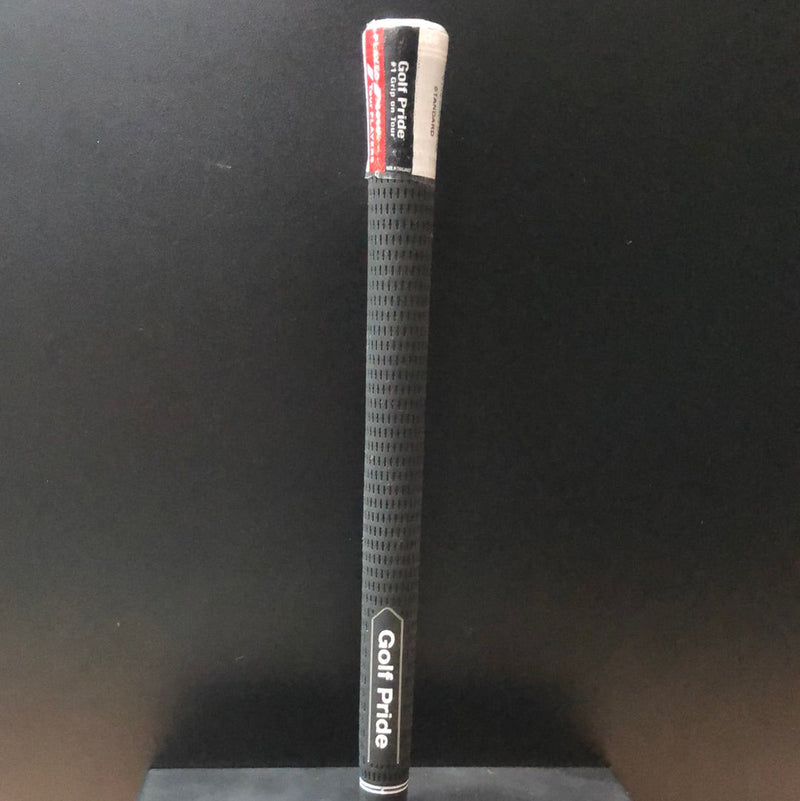 Load image into Gallery viewer, Golf Pride Tour Velvet
