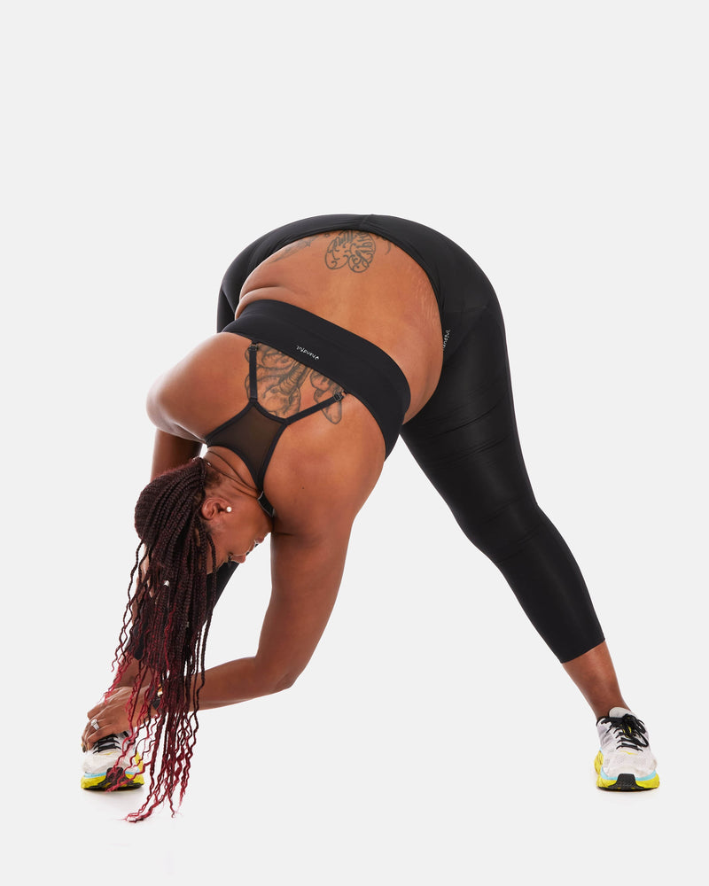 Load image into Gallery viewer, The Closer Bra – Booya Black
