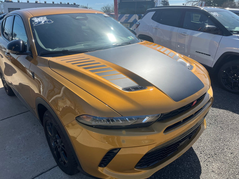 Load image into Gallery viewer, Hood Strobe Stripes And Center Decal Cover for 2023-2024 Dodge Hornet
